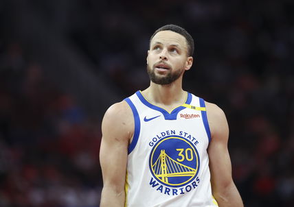 Warriors superstar led urgent team meeting amid slump prior to Lakers loss