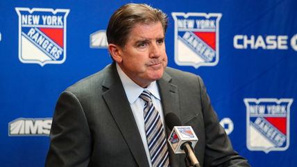 “A slow-mo train wreck” – Fans BOIL as Peter Laviolette fails to stop Rangers collapse amidst ‘tension’ in locker room