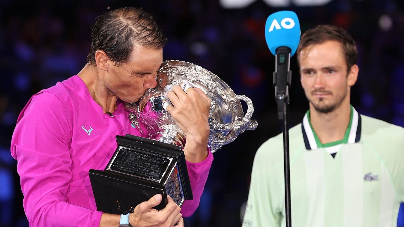 Daniil Medvedev’s coach reveals horrifying emotions during the Russian’s tough defeat to Rafael Nadal in the 2022 Australian Open final